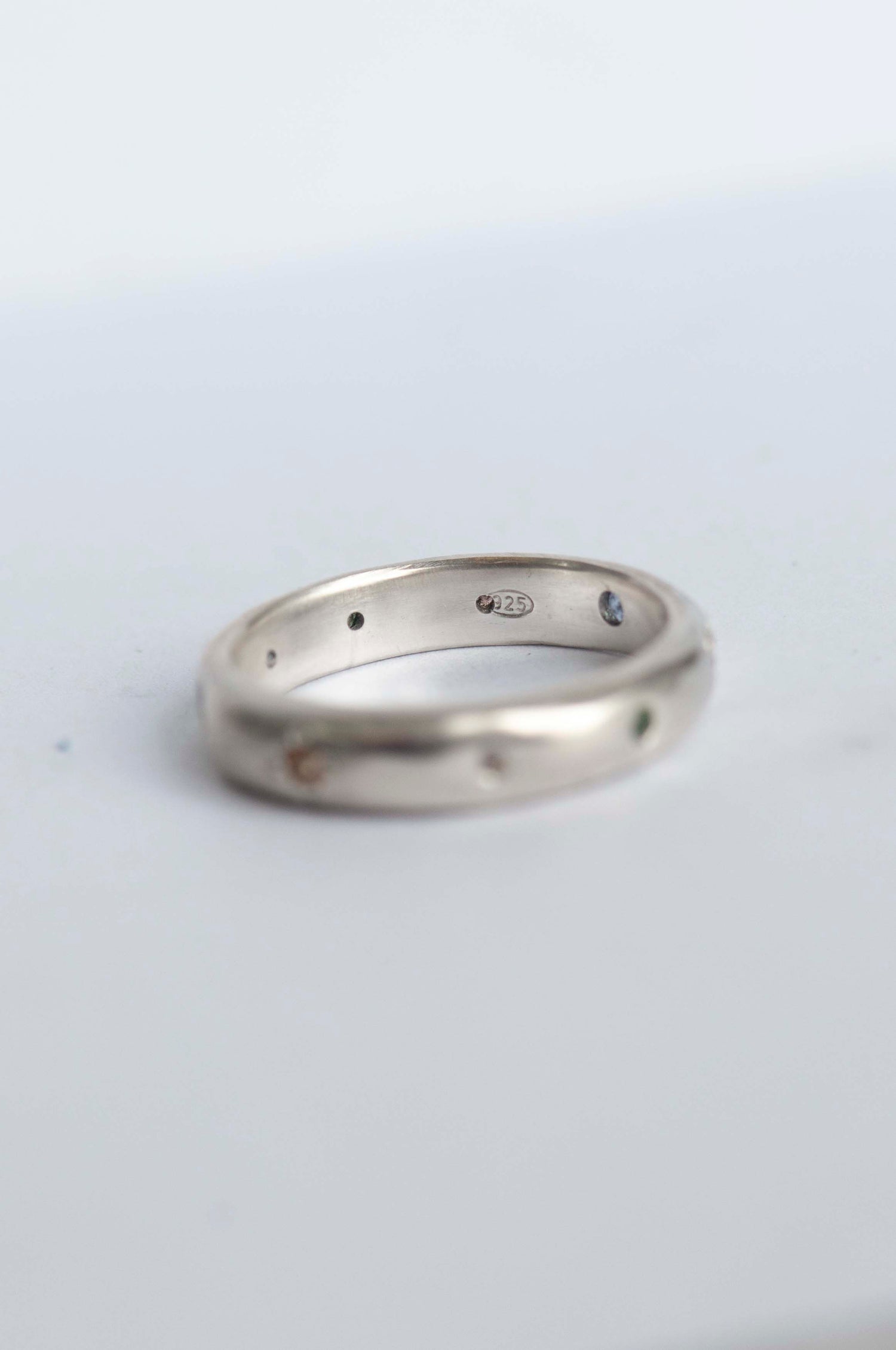Dot Band