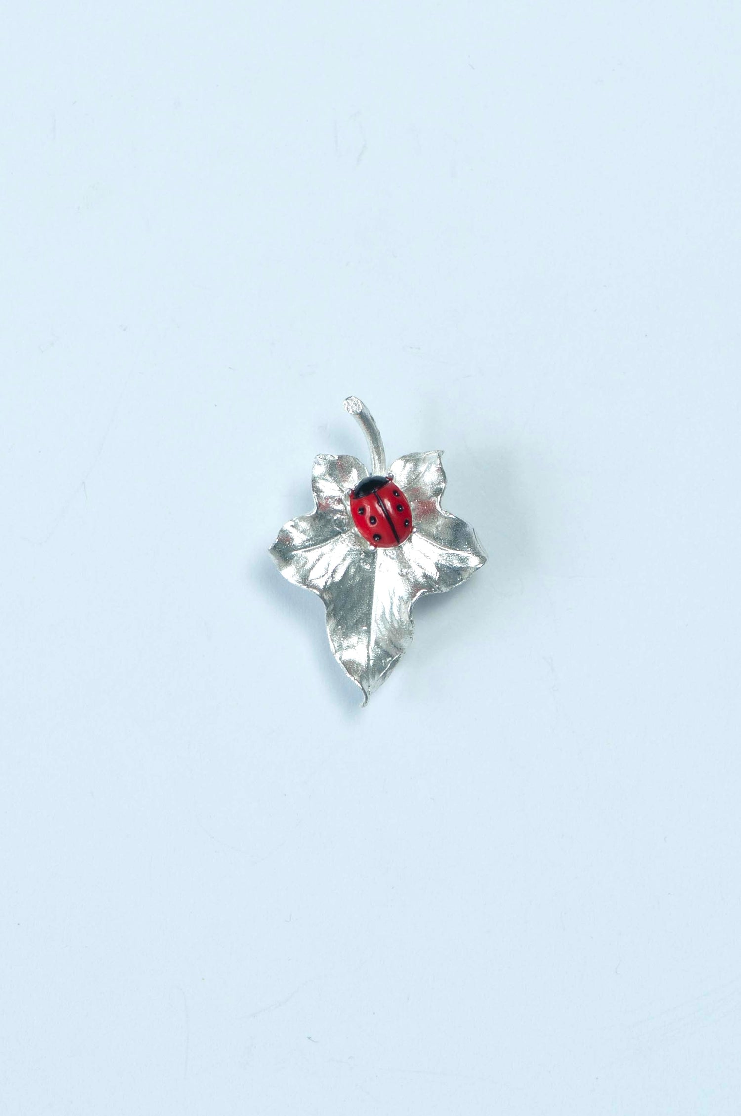 Hedera Brooch